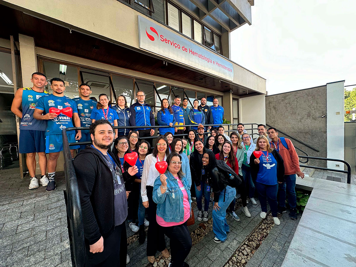 colaboradores voluntários